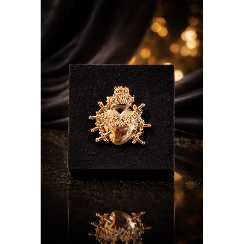 MERCH: BROCHE CORAZÓN DORADO VIRGEN DE LOS DOLORES